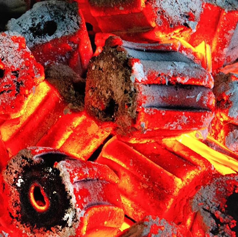 Carton de 4kg de Briquettes de charbon de coques de noisettes GreenBBQ